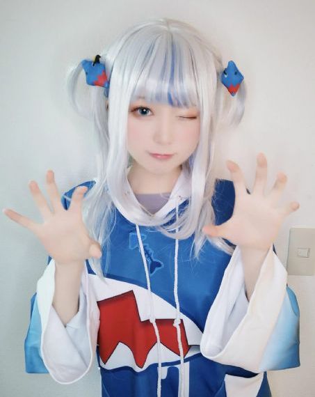 亚洲熟女三人行_BD英语在线观看视频