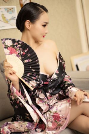 欧美人与性动交xxx_4K在线手机播放