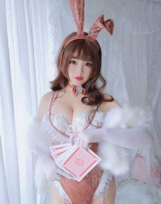 翘臀后进娇喘呻吟的少妇91_超清BD在线观看