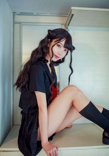 无遮羞打美女光屁股_BD英语免费观看最新