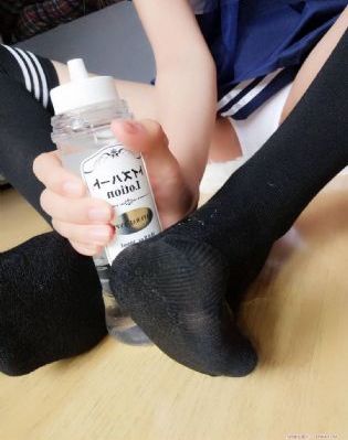 女学生睡熟迷奷_HD迅雷电影在线