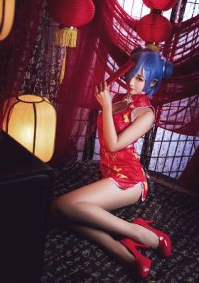 致我们甜甜的小美满免费观看_JVID性感写真