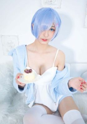 菠萝菠萝蜜在线观看视频_4399看片BD国语版完整版